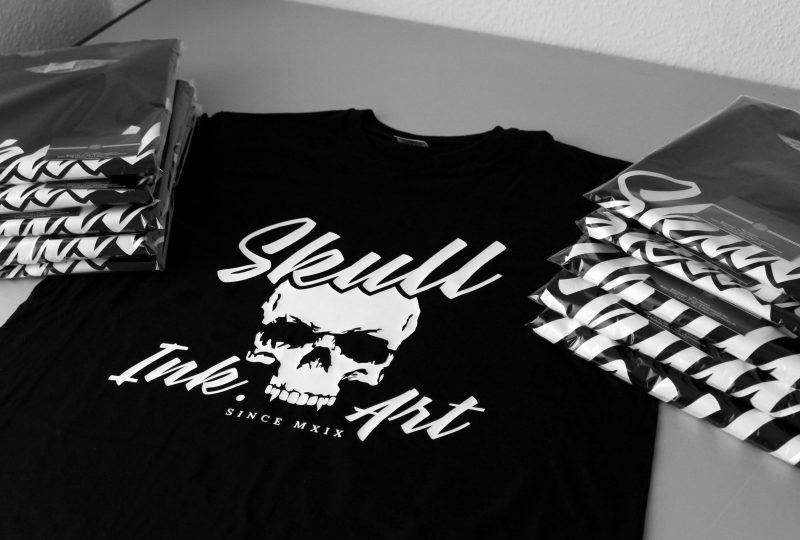 Textilien für das Tattoostudio Skull Ink. Art in Stade