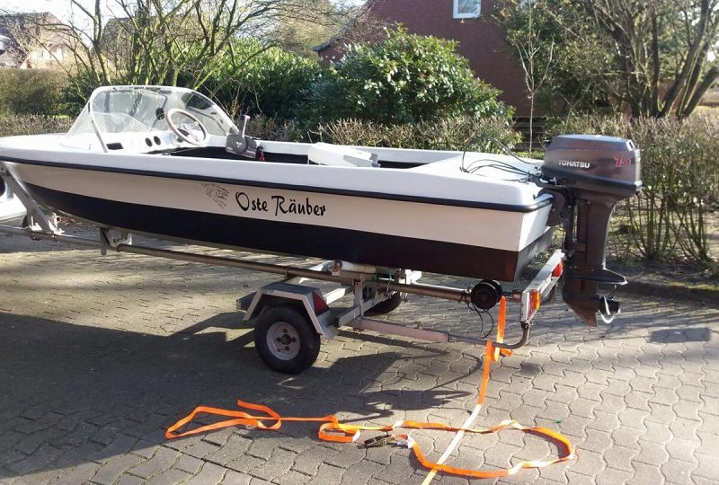 Beschriftungsfolie nach Kundenwunsch für ein Boot.