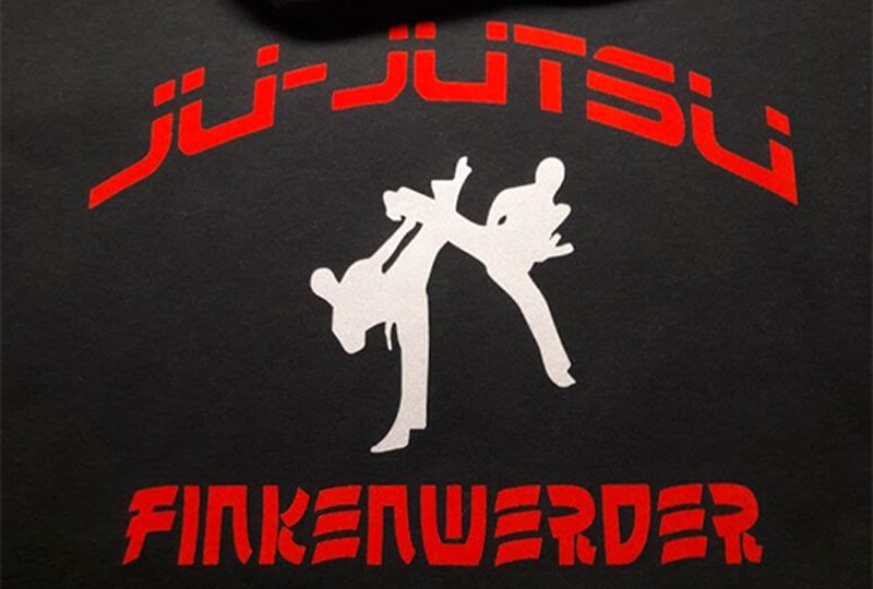 Vereinskleidung-für-den-JU-JUTSU-Verein-Finkenwerder